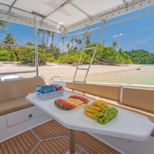 OceanRox.com Boats & Yachts rentals - image representing the ultimate luxury escape experience.