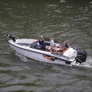 Boat rental in Paris · Bella — Bella 700 Br (2018)