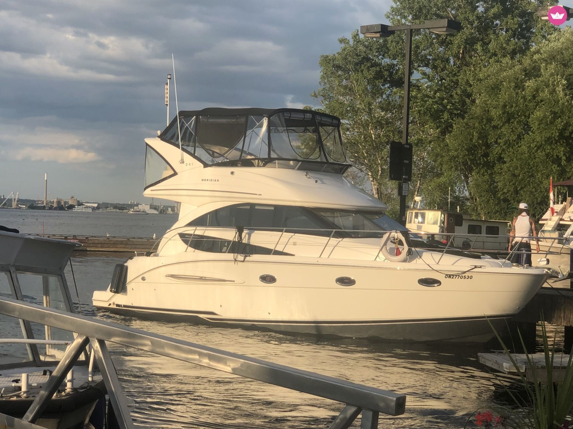 G8F1es6aLSiqW5pu2a9E0AUFJwbpWoQH.big