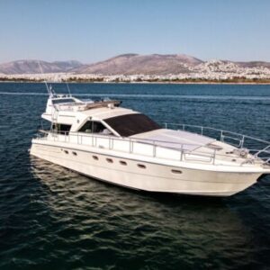 OceanRox.com Boats & Yachts rentals - chartering a yacht to visit the Bahamas swimming pigs.