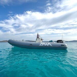 Boat rental in Porto Pollo · Bwa — 550 (2022)