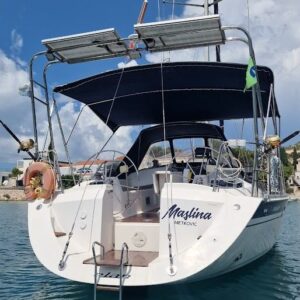 Boat rental in Split · Elan — 45 (2002)